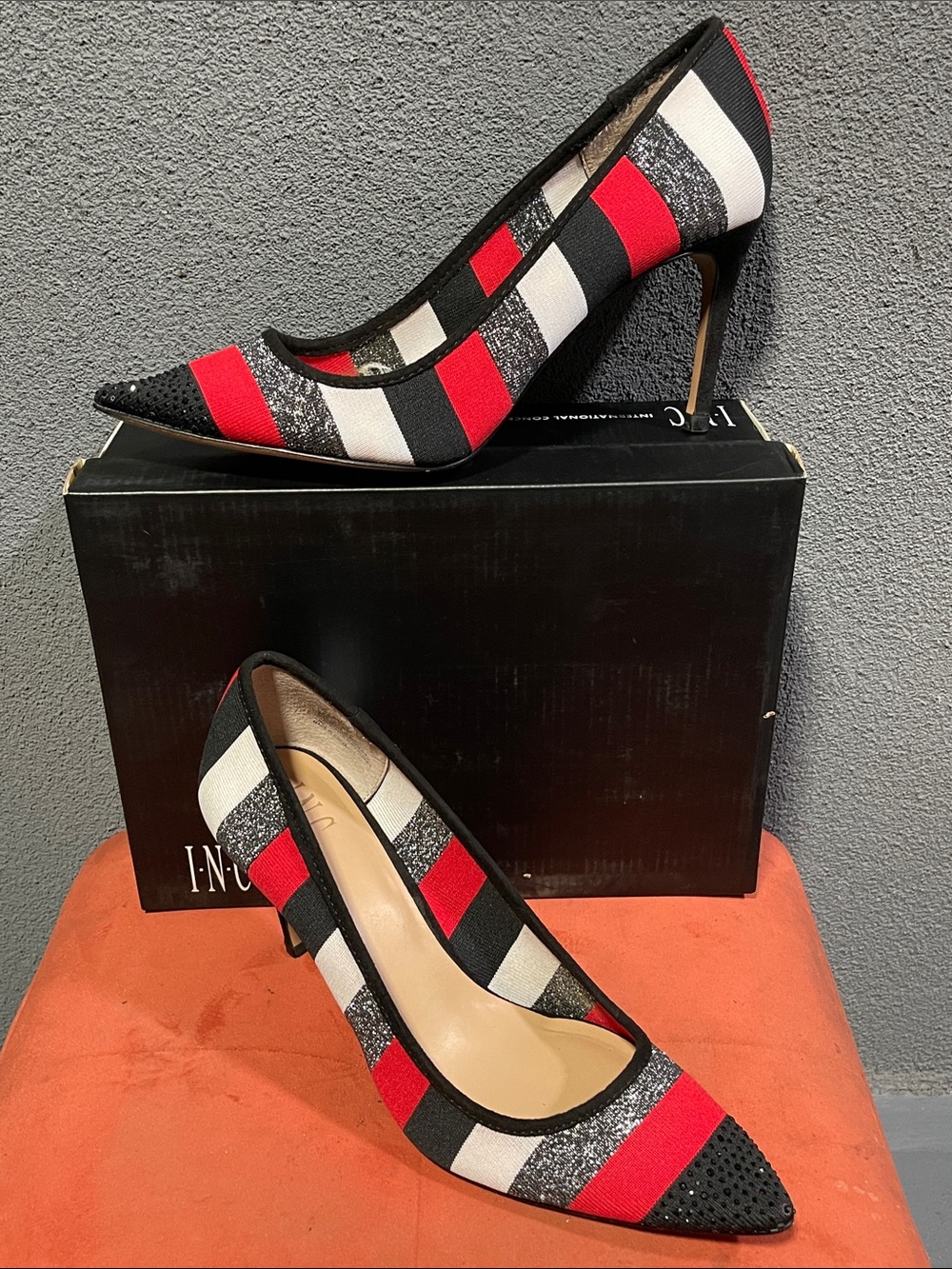 INC International Concepts Red, Black & White Striped Pointed Toe Heels SZ 10